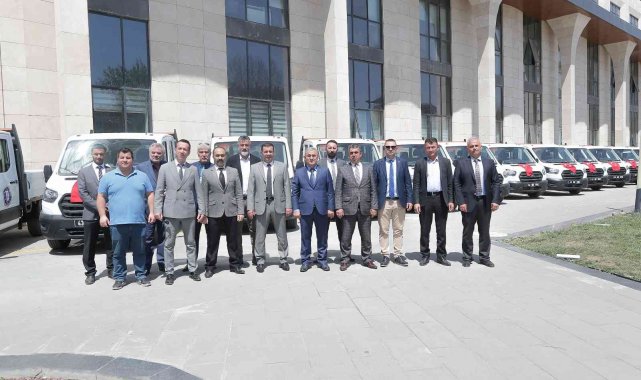 Kütahya Belediyesi'nde kiralık araç dönemi sona erdi