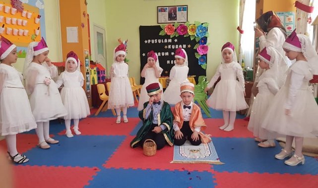 Kütahya'da 4-6 yaş Kur'an Kursu öğrencileri Kur'an-ı Kerime geçti