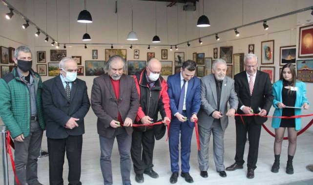 Kütahya'da 46 sanatçının 86 eseri sanatseverlerin beğenisine sunuldu