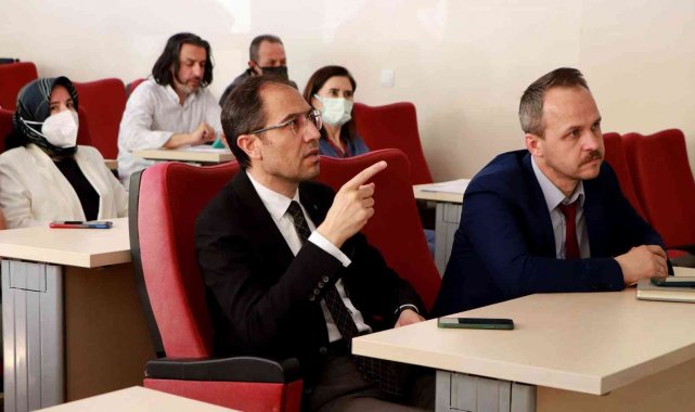 Kütahya&#039;da evde sağlık hizmetleri değerlendirme toplantısı