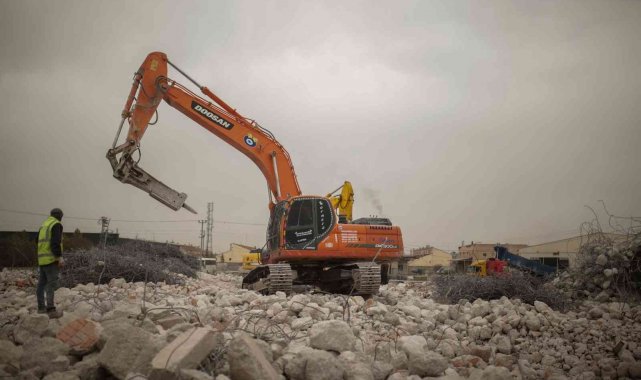 Kütahya'da Vazo Kule için ilk adım atıldı