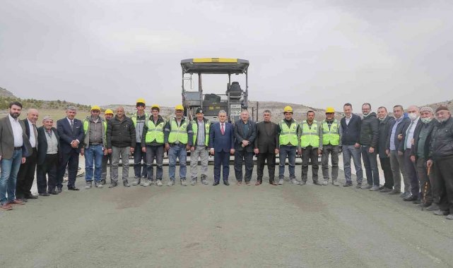 Kütahya'nın İshak Seydi Mahallesi'ne beton yol