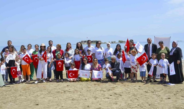 Lösemili çocuklar denizle buluştu