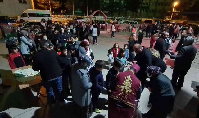 Mahalle camiinde çocuklara Ramazan etkinliği