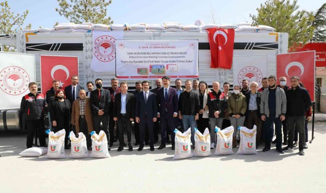 Mahmudiye'ye 33,5 ton nohut tohumu desteği