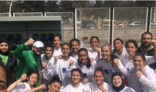 Malatya kadın futbol takımı deplasmanda coştu
