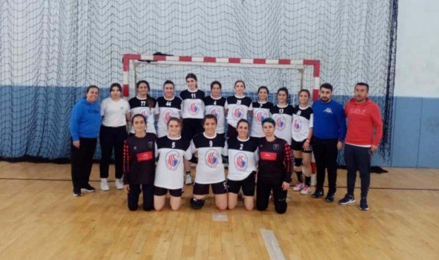 Malatya Necatibey Ortaokulu Hentbol takımında 1.Lig sevinci