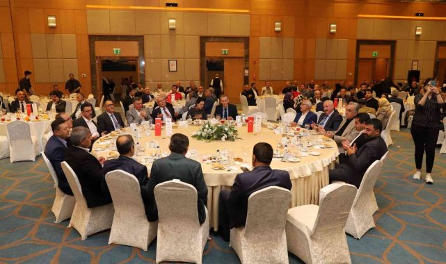 Malatya'da protokol ve girişimciler iftarda buluştu