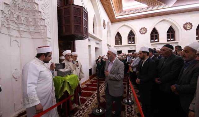 Malatya'da Sakal-ı Şerif izdihamı