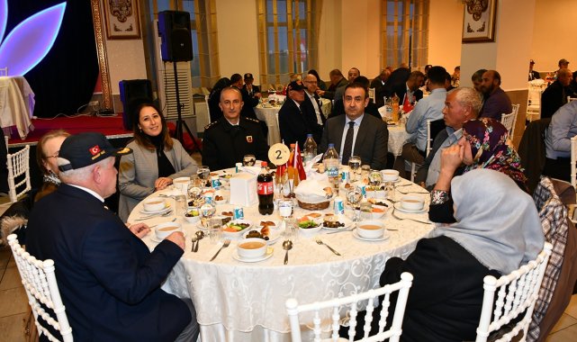 Malkara Kaymakamlığından şehit ve gazi ailelerine iftar yemeği verildi