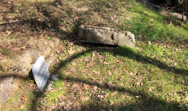 Maltepe'de tarihi tekke harabeye döndü