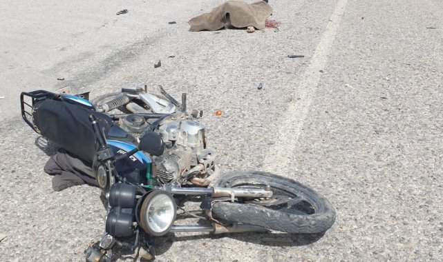 Manisa'da motosiklet ile otomobil çarpıştı: 1 ölü