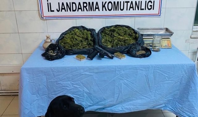 Manisa'da uyuşturucu operasyonu: 2 gözaltı