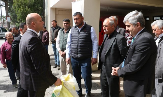 Manisalı üreticilere gübre desteği devam ediyor