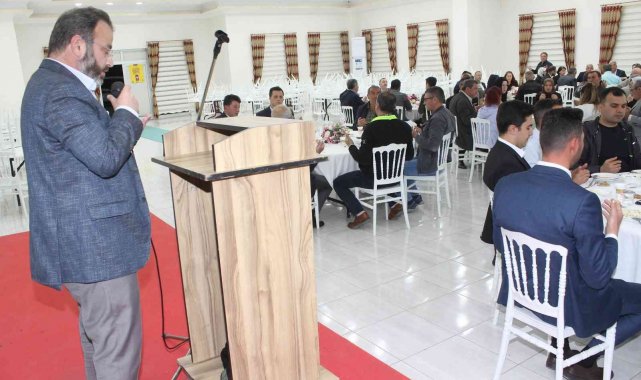 Manyas Muhtarlar Derneğinden iftar