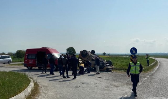 Manyas&#039;ta trafik kazası 2 yaralı