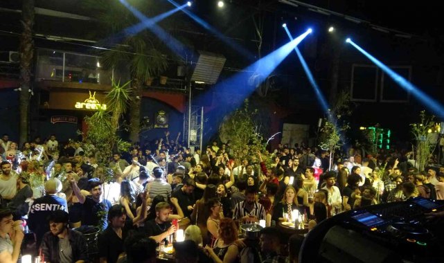 Marmaris'in en büyük diskosu Areena Club 'Yaza merhaba' açılışı yaptı