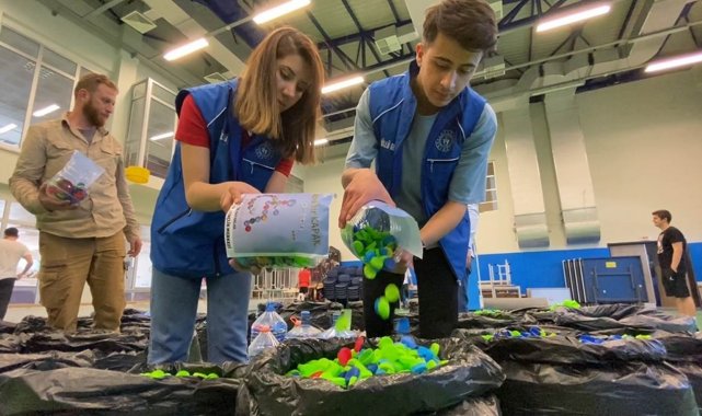 Mavi kapaklar engellilere umut olmaya devam ediyor