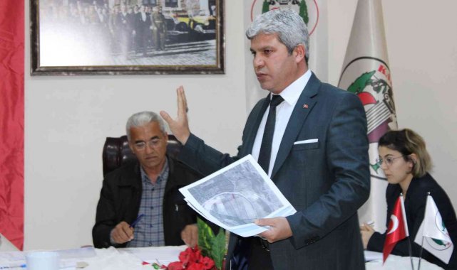 Mecliste "Adam olun" ifadesi ortalığı karıştırdı