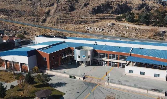 Melikgazi'de yüzme kursu kayıtları başladı