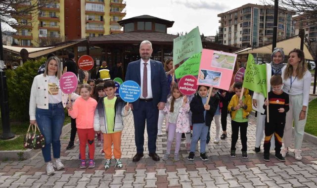 Menemen'de 'Sokak Hayvanları Günü' etkinliği