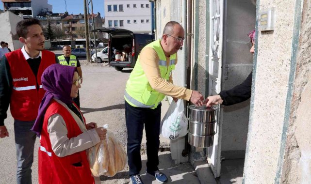 Meram&#039;da ihtiyaç sahiplerinin yüzleri gülüyor