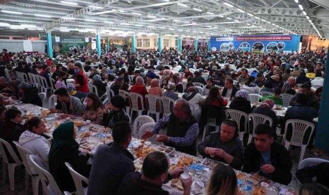 Merkezefendi'de iftar yemekleri devam ediyor