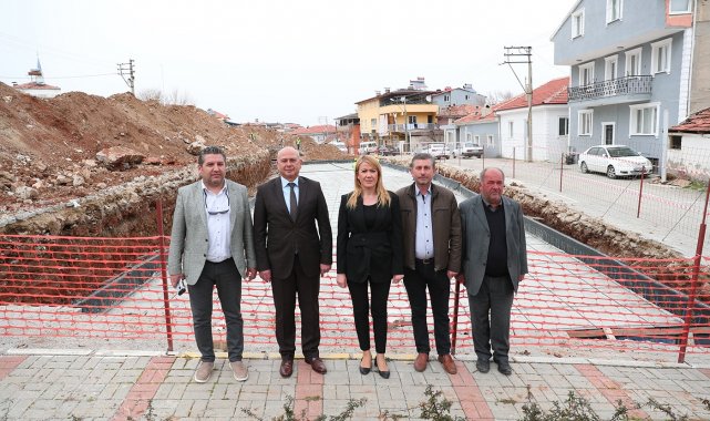 Merkezefendi'de yeni meydan ve pazaryeri çalışmaları başladı