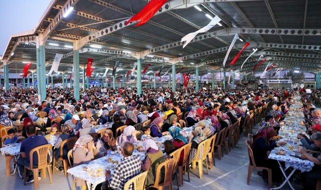 Merkezefendili vatandaşlardan iftar sofrasına yoğun ilgi