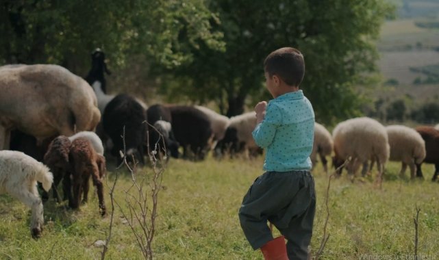 Mersin&#039;de &#039;100 bin gülücük&#039; projesi