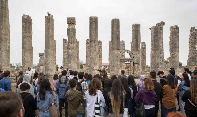 Mersin&#039;de antik kentte tarihi gezi