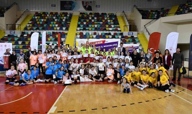 Mini Voleybol Bahar Turnuvası sona erdi