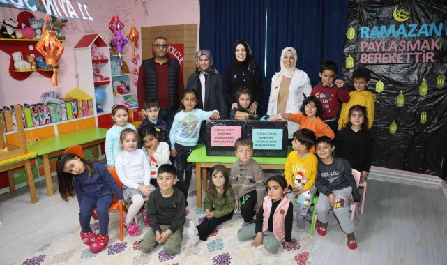 Minik ellerin hazırladığı yardım kolileri ihtiyaç sahiplerine ulaştırıldı