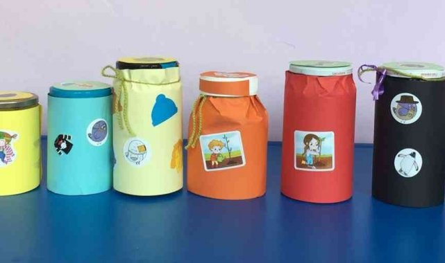 Minik öğrenciler, kendi biriktirdikleri harçlıklarla yardım kampanası düzenledi