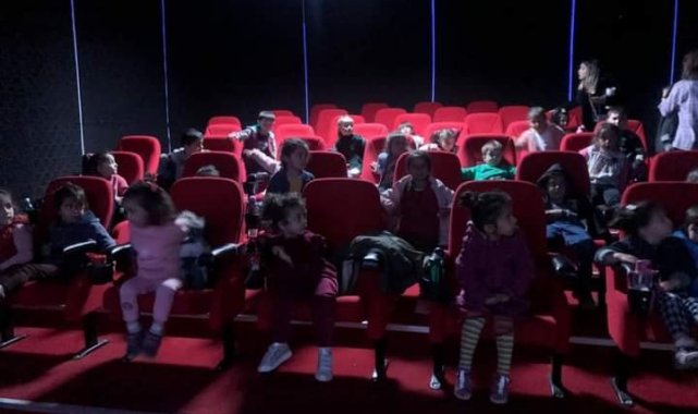 Minikler sinemayla buluştu