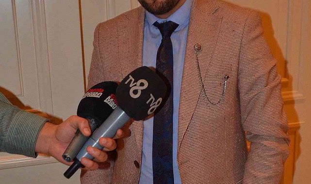 Modacı Andıç "Kumaş tercihi önemli"