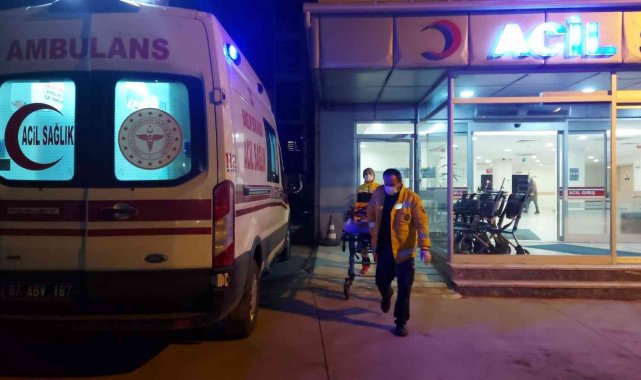 Motosiklet karşıya geçmeye çalışan yayaya çarptı