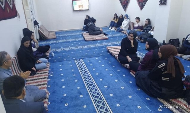 Müftü Ölmez üniversite öğrencileriyle iftar yaptı