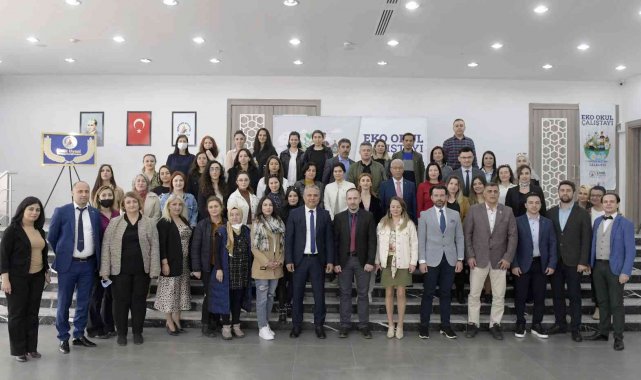 Muratpaşa&#039;da Eko Okullar Çalıştayı toplandı