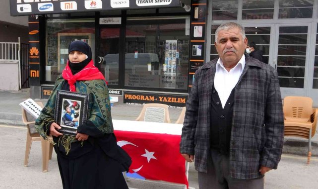 Muş'ta annelerin evlat nöbeti sürüyor