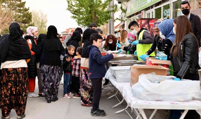 Muttalip mahallesi iftarda buluştu