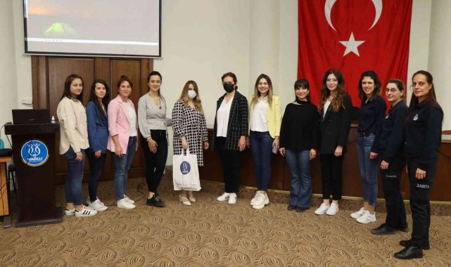 Nazilli Belediyesi personellerine kadın sağlığı eğitimi verildi