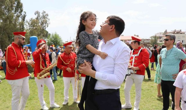 Nazilli'de çocuklar doyasıya eğlendi