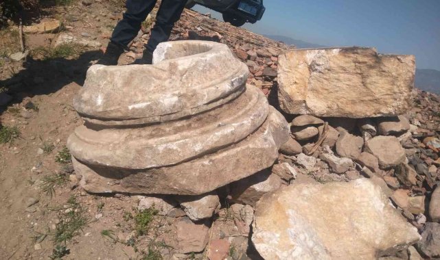 Nehir kenarında parçalanmış tarihi eser bulundu