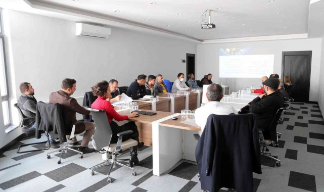 Niğde Belediyesi'nden Sertifikalı Petshop eğitimi