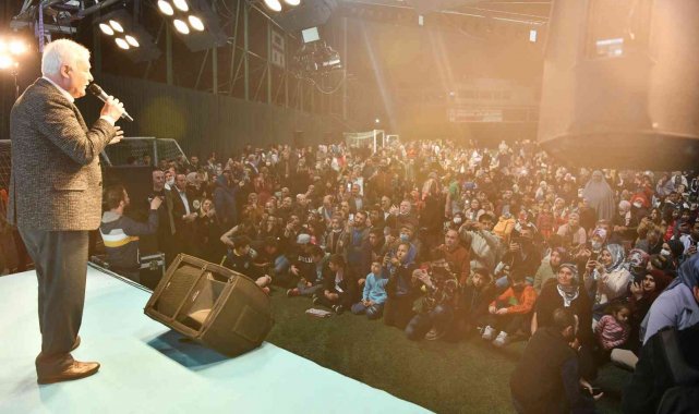 Nihat Hatipoğlu, Çayırova'da Ramazan etkinliğine konuk oldu