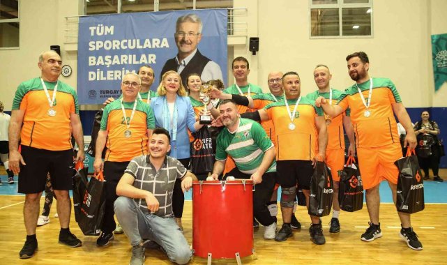 Nilüfer Belediyesi voleybol turnuvası kazananı belli oldu