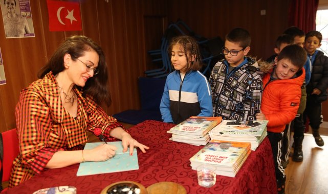 Nilüfer'de çocuklara kitap söyleşileri kırsal mahallelerde