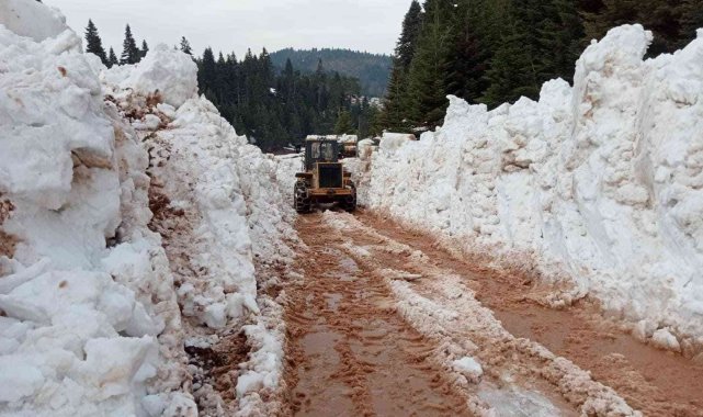 Nisan ayında kar mesaisi