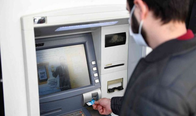 Öğrenim yardımının nisan ayı tutarları hesaplara yattı